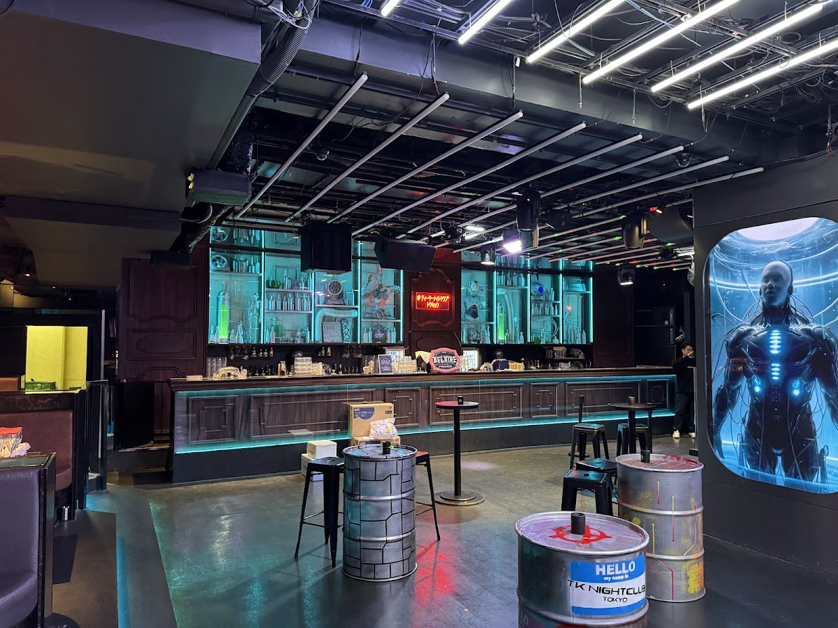 TK NIGHTCLUB 3