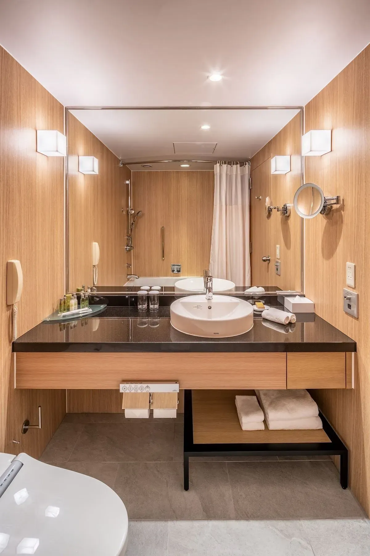 Hilton Tokyo Bay 4
