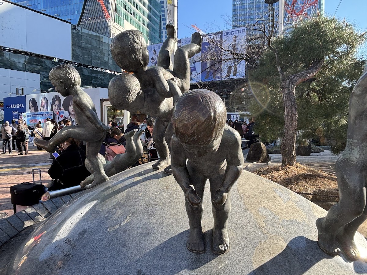 Hachiko Statue 4