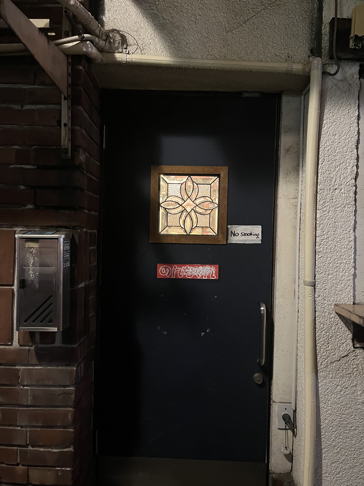 Nonchans Bar in Golden Gai 4